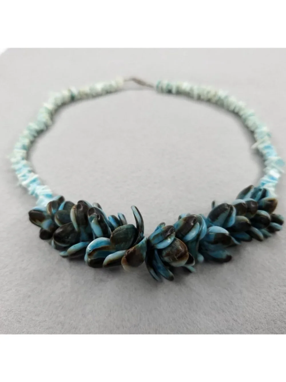 Vintage Beaded Shell Necklace Blue Beach Tiki Boho 16
